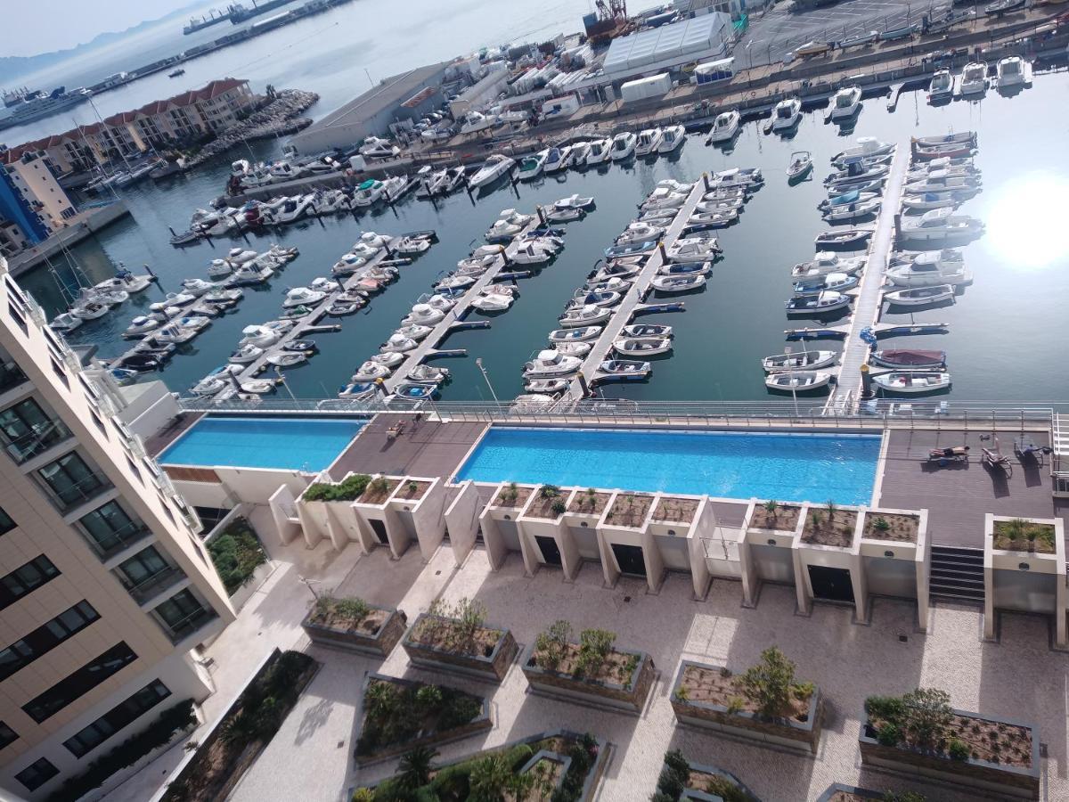 Kings Wharf Quay29 - Large Studio Apartment With 3 Pools - Gym - Rock Views - Holiday And Short Let Apartments In Гибралтар Экстерьер фото