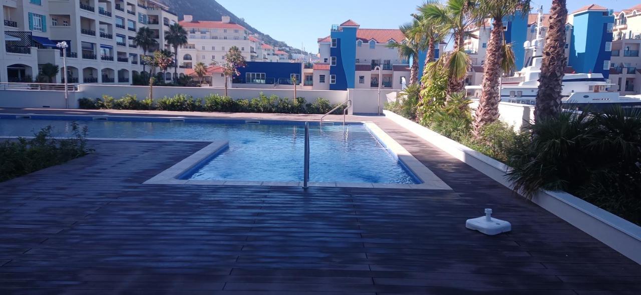 Kings Wharf Quay29 - Large Studio Apartment With 3 Pools - Gym - Rock Views - Holiday And Short Let Apartments In Гибралтар Экстерьер фото